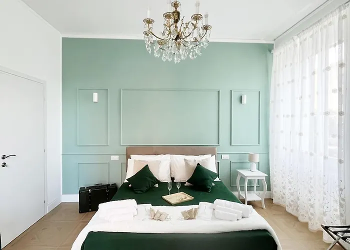 Bright Luxury - Roma