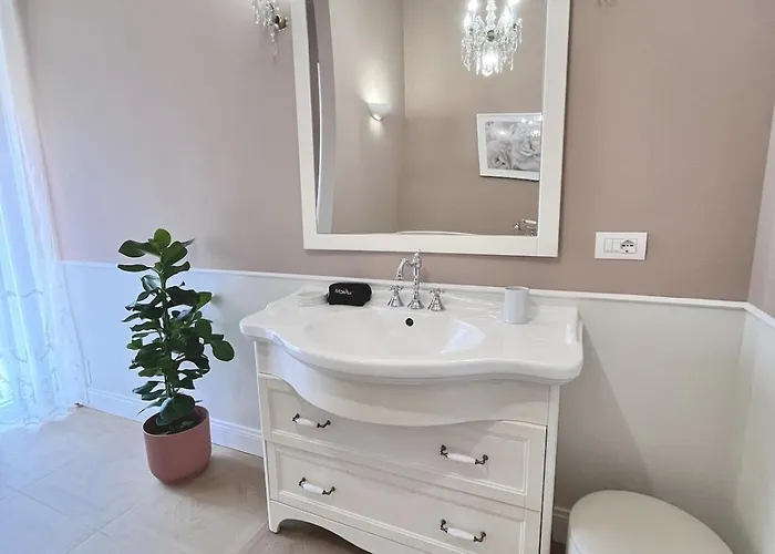 Bright Luxury - Roma