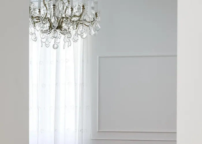 Bright Luxury - * Roma